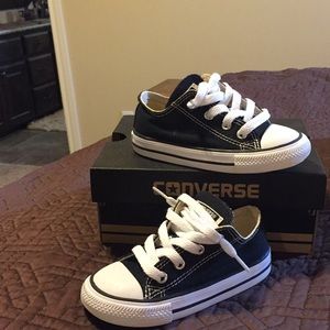 Infant size 7 converse black